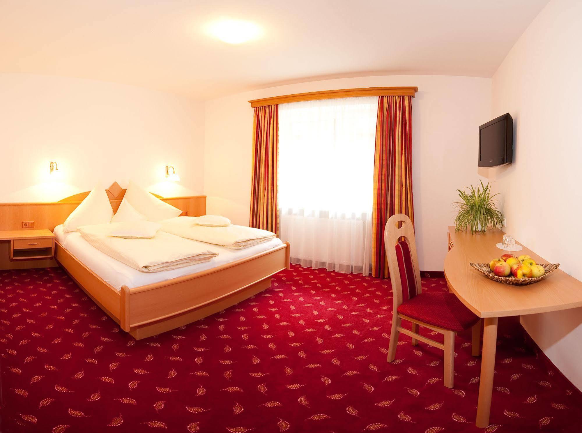 Fruehstueckshotel Birkenhof Rauris Eksteriør bilde