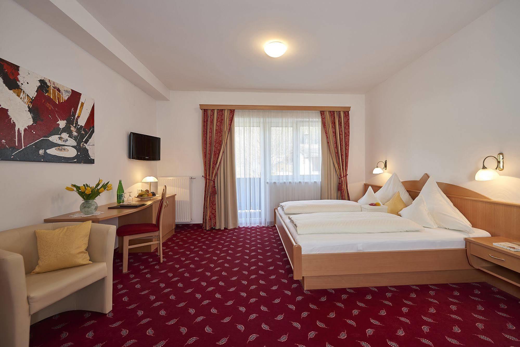 Fruehstueckshotel Birkenhof Rauris Eksteriør bilde